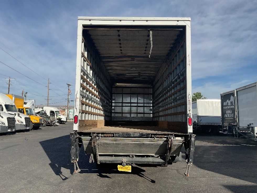 Medium Duty Box Truck-Light and Medium Duty Trucks-International-2020-MV607-Albuquerque-NM-211,000\n\t\tmiles-$ 43,500 - Image 8