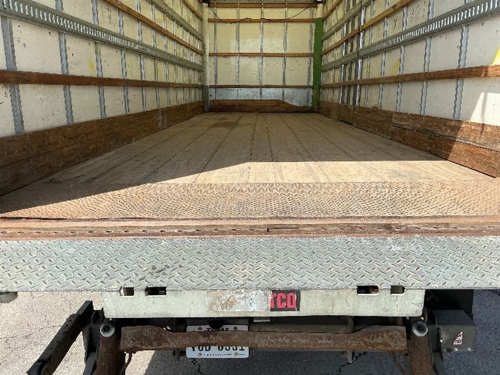 Medium Duty Box Truck-Light and Medium Duty Trucks-International-2020-MV607-Albuquerque-NM-221,888\n\t\tmiles-$ 39,000 - Image 10