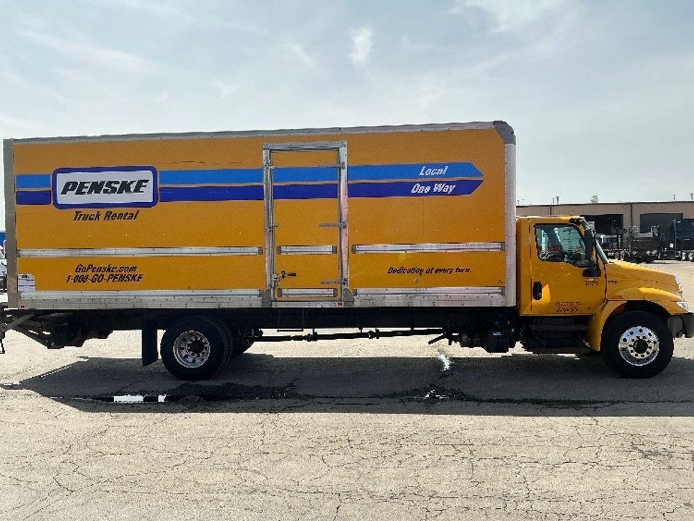 Medium Duty Box Truck-Light and Medium Duty Trucks-International-2020-MV607-Albuquerque-NM-221,888\n\t\tmiles-$ 39,000 - Image 15