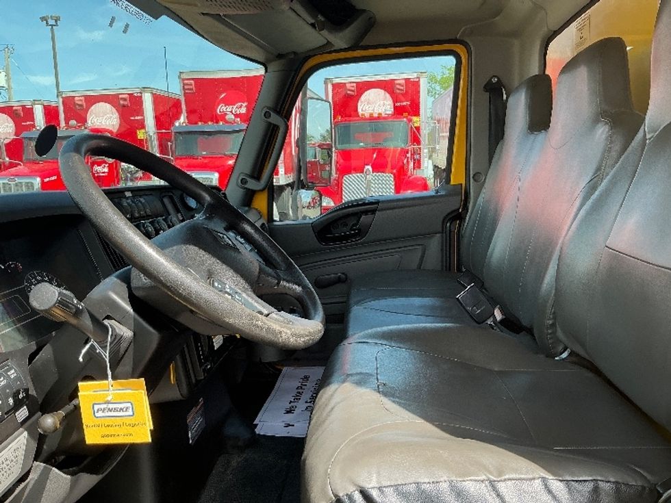 Medium Duty Box Truck-Light and Medium Duty Trucks-International-2020-MV607-Albuquerque-NM-221,888\n\t\tmiles-$ 39,000 - Image 19