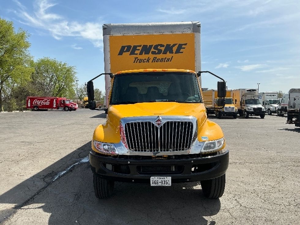 Medium Duty Box Truck-Light and Medium Duty Trucks-International-2020-MV607-Albuquerque-NM-221,888\n\t\tmiles-$ 39,000 - Image 2
