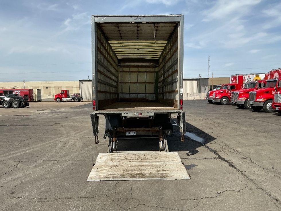 Medium Duty Box Truck-Light and Medium Duty Trucks-International-2020-MV607-Albuquerque-NM-221,888\n\t\tmiles-$ 39,000 - Image 9