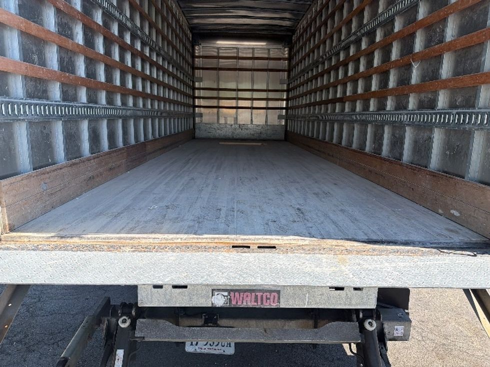 Medium Duty Box Truck-Light and Medium Duty Trucks-International-2020-MV607-Alexandria-VA-90,400\n\t\tmiles-$ 63,500 - Image 10
