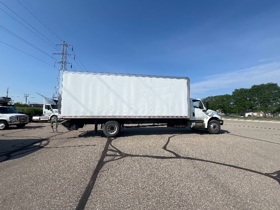 Medium Duty Box Truck-Light and Medium Duty Trucks-International-2020-MV607-Allen Park-MI-217,825\n\t\tmiles-$ 44,750 - Image 15