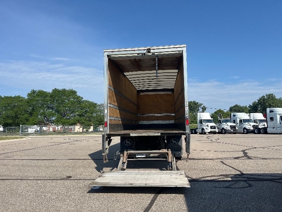 Medium Duty Box Truck-Light and Medium Duty Trucks-International-2020-MV607-Allen Park-MI-217,825\n\t\tmiles-$ 44,750 - Image 9