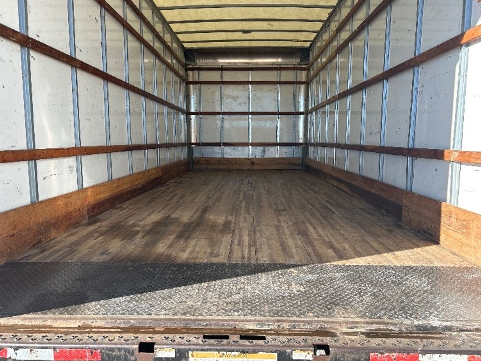 Medium Duty Box Truck-Light and Medium Duty Trucks-International-2020-MV607-Amarillo-TX-185,652\n\t\tmiles-$ 31,000 - Image 10