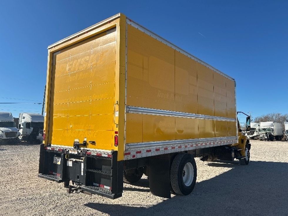 Medium Duty Box Truck-Light and Medium Duty Trucks-International-2020-MV607-Amarillo-TX-185,652\n\t\tmiles-$ 31,000 - Image 13
