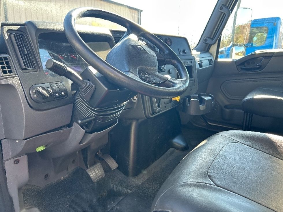 Medium Duty Box Truck-Light and Medium Duty Trucks-International-2020-MV607-Anderson-SC-65,754\n\t\tmiles-$ 59,750 - Image 16