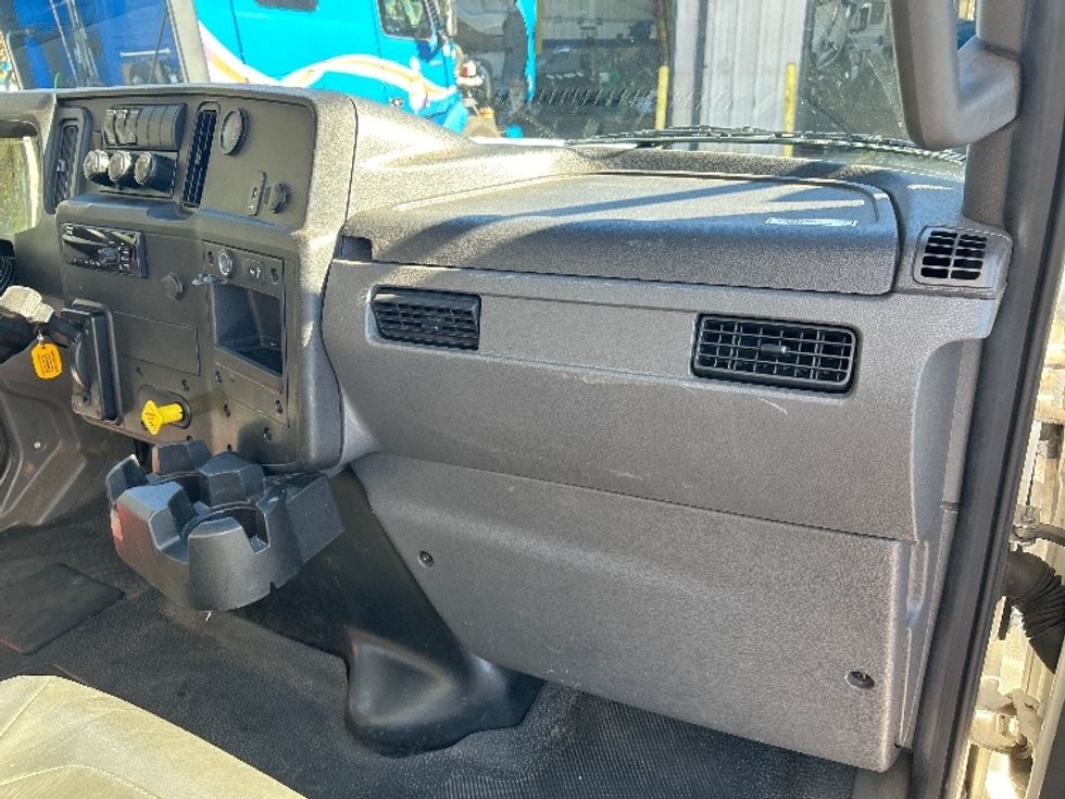 Medium Duty Box Truck-Light and Medium Duty Trucks-International-2020-MV607-Anderson-SC-65,754\n\t\tmiles-$ 59,750 - Image 20