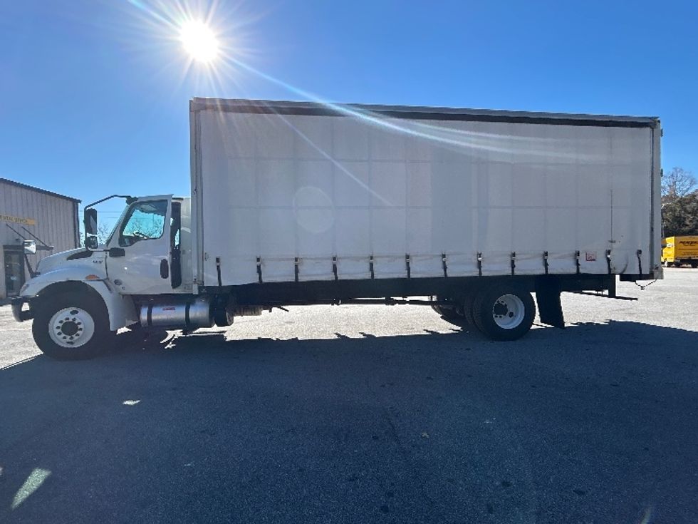 Medium Duty Box Truck-Light and Medium Duty Trucks-International-2020-MV607-Anderson-SC-65,754\n\t\tmiles-$ 59,750 - Image 4