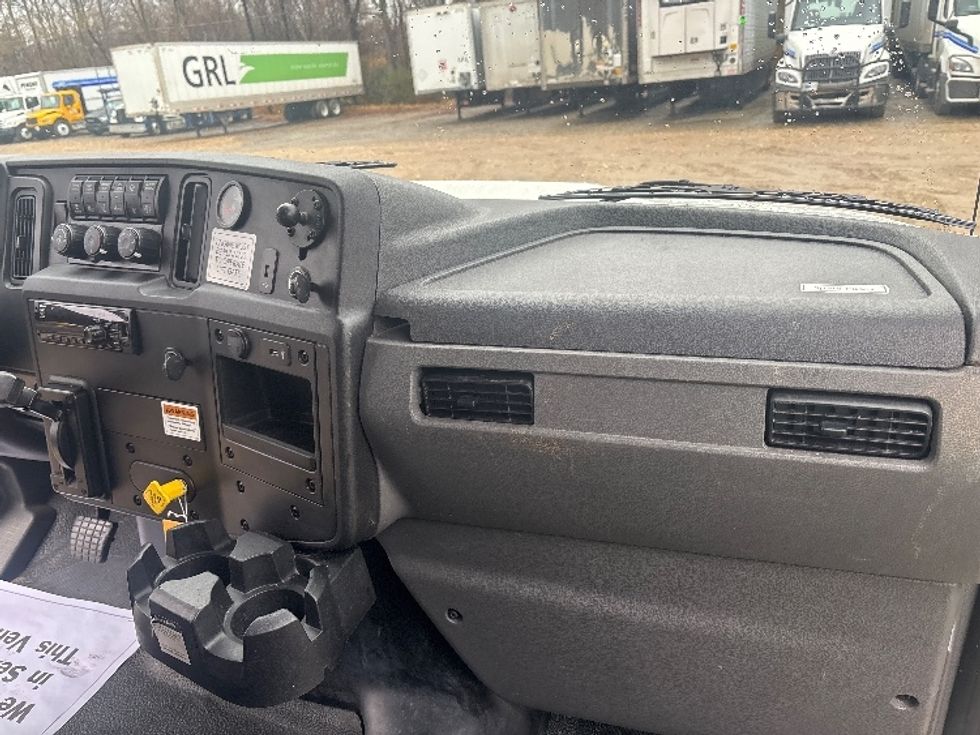 Medium Duty Box Truck-Light and Medium Duty Trucks-International-2020-MV607-Asheville-NC-264,400\n\t\tmiles-$ 36,500 - Image 21
