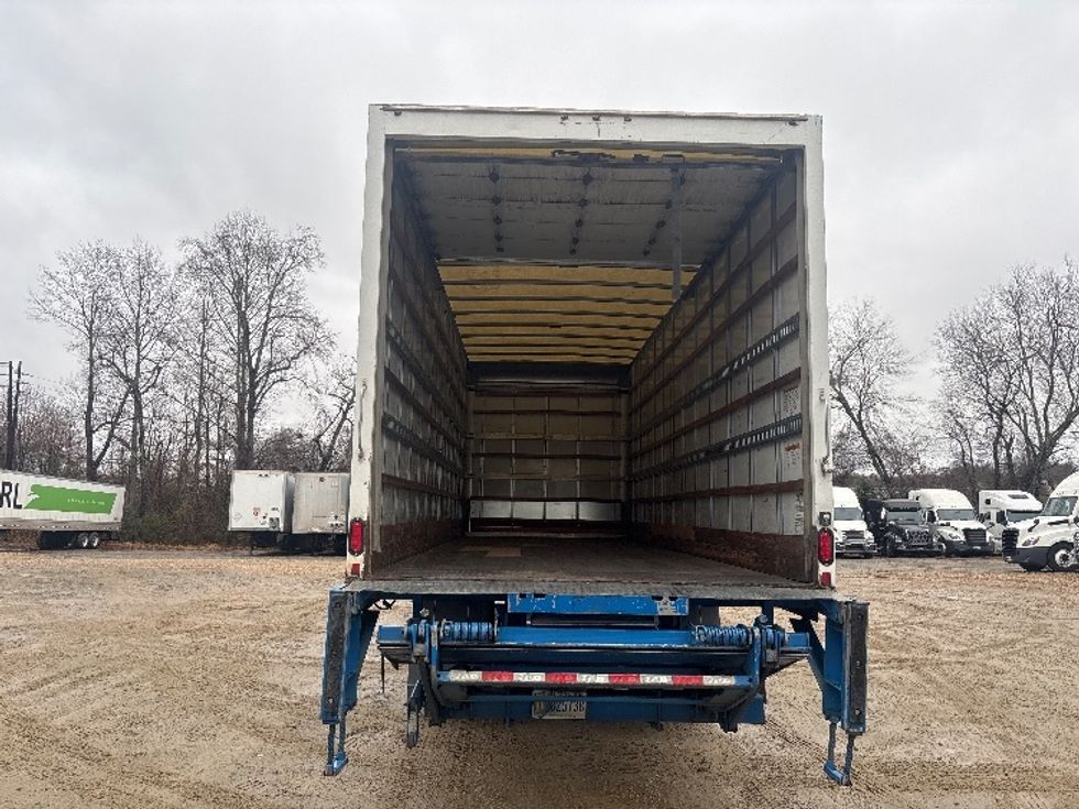 Medium Duty Box Truck-Light and Medium Duty Trucks-International-2020-MV607-Asheville-NC-264,400\n\t\tmiles-$ 36,500 - Image 8