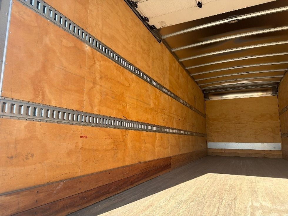 Medium Duty Box Truck-Light and Medium Duty Trucks-International-2020-MV607-Asheville-NC-82,824\n\t\tmiles-$ 49,250 - Image 10