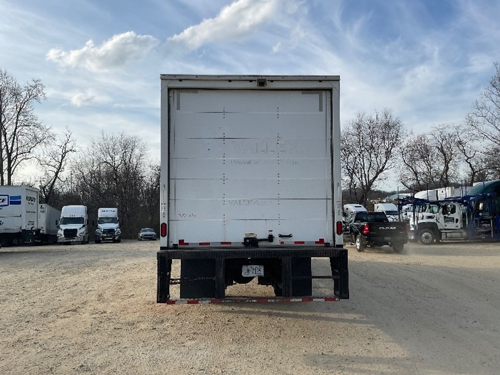 Medium Duty Box Truck-Light and Medium Duty Trucks-International-2020-MV607-Asheville-NC-82,824\n\t\tmiles-$ 49,250 - Image 7