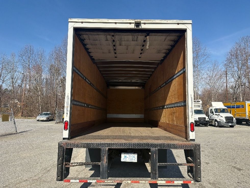 Medium Duty Box Truck-Light and Medium Duty Trucks-International-2020-MV607-Asheville-NC-82,824\n\t\tmiles-$ 49,250 - Image 8