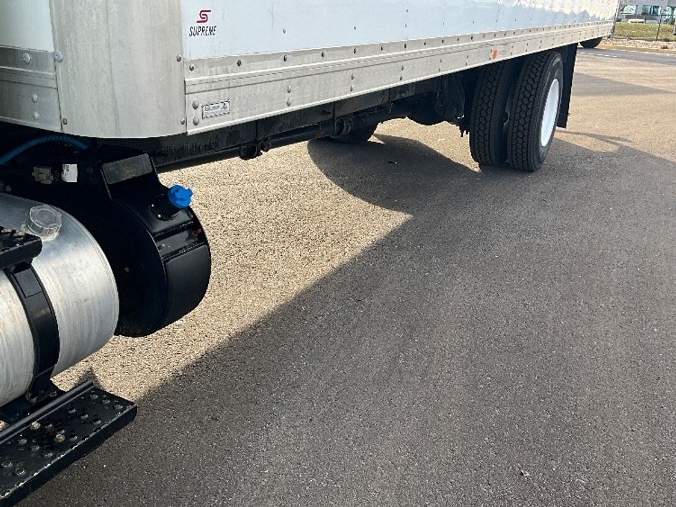 Medium Duty Box Truck-Light and Medium Duty Trucks-International-2020-MV607-Atlanta-GA-109,965\n\t\tmiles-$ 69,750 - Image 5