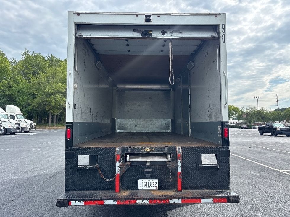 Medium Duty Box Truck-Light and Medium Duty Trucks-International-2020-MV607-Atlanta-GA-114,278\n\t\tmiles-$ 41,000 - Image 8