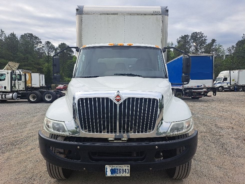 Medium Duty Box Truck-Light and Medium Duty Trucks-International-2020-MV607-Atlanta-GA-320,440\n\t\tmiles-$ 27,500 - Image 2