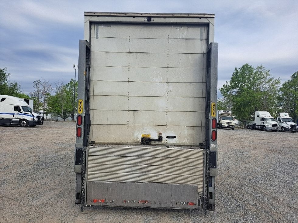 Medium Duty Box Truck-Light and Medium Duty Trucks-International-2020-MV607-Atlanta-GA-320,440\n\t\tmiles-$ 27,500 - Image 7