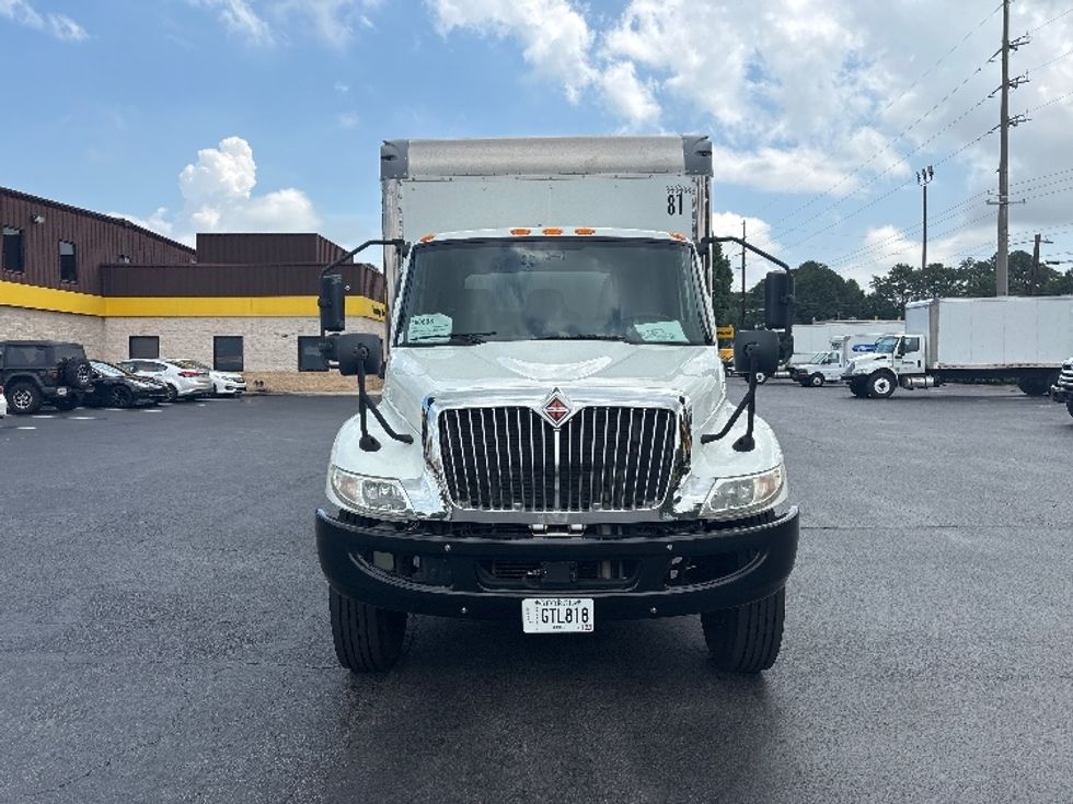 Medium Duty Box Truck-Light and Medium Duty Trucks-International-2020-MV607-Atlanta-GA-68,522\n\t\tmiles-$ 45,250 - Image 2