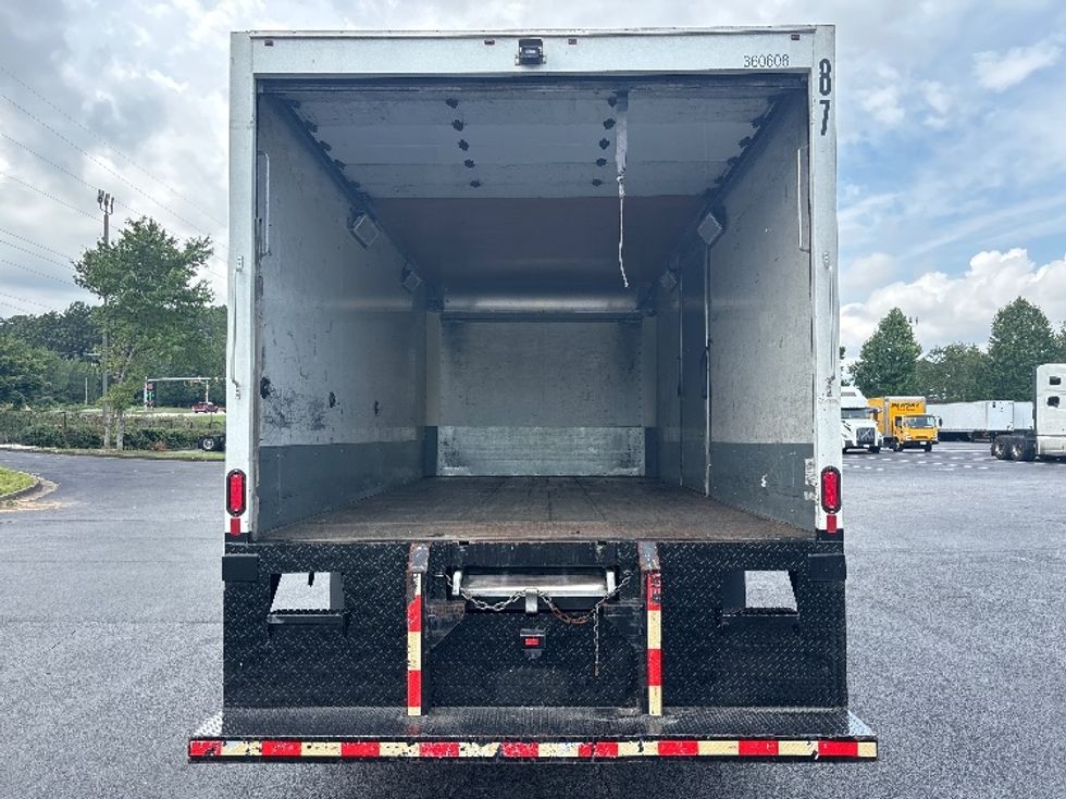Medium Duty Box Truck-Light and Medium Duty Trucks-International-2020-MV607-Atlanta-GA-68,522\n\t\tmiles-$ 45,250 - Image 8