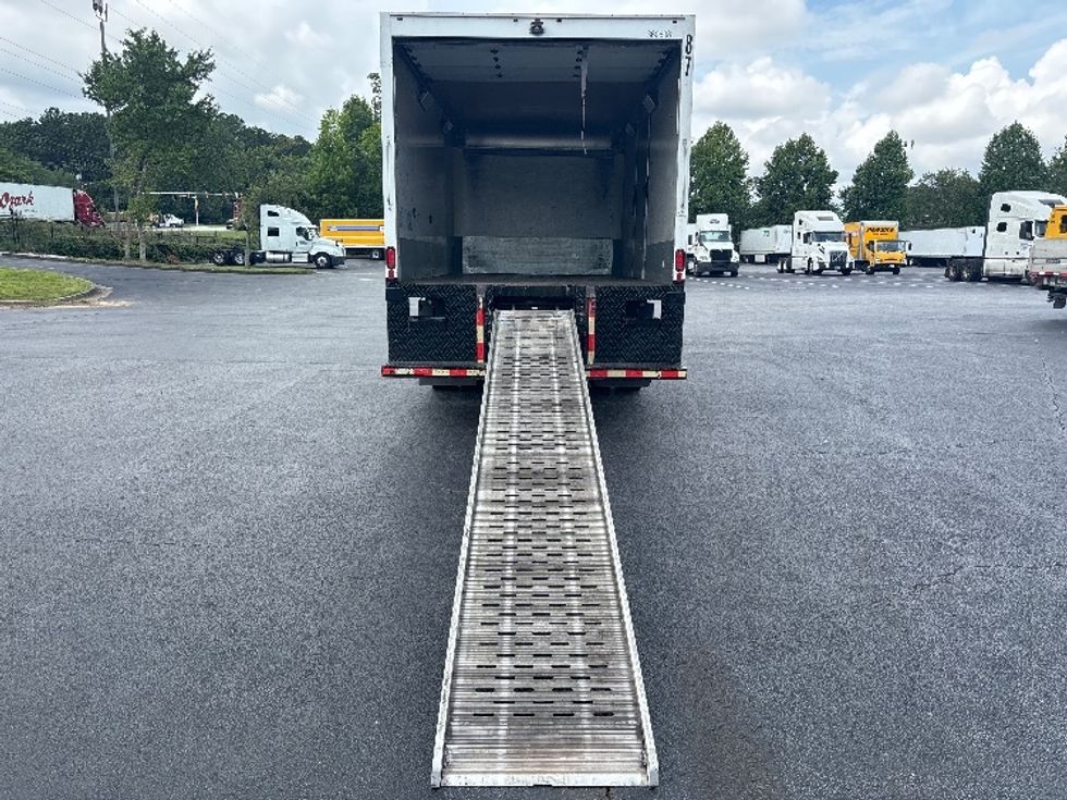 Medium Duty Box Truck-Light and Medium Duty Trucks-International-2020-MV607-Atlanta-GA-68,522\n\t\tmiles-$ 45,250 - Image 9