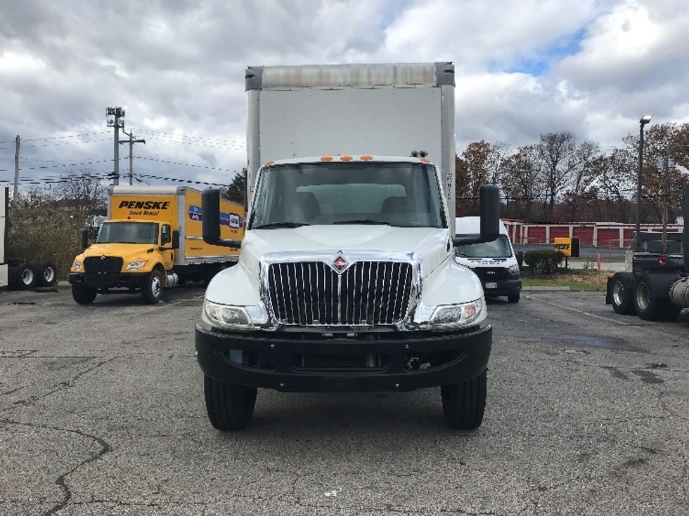 Medium Duty Box Truck-Light and Medium Duty Trucks-International-2020-MV607-Auburn-MA-22,073\n\t\tmiles-$ 55,750 - Image 2