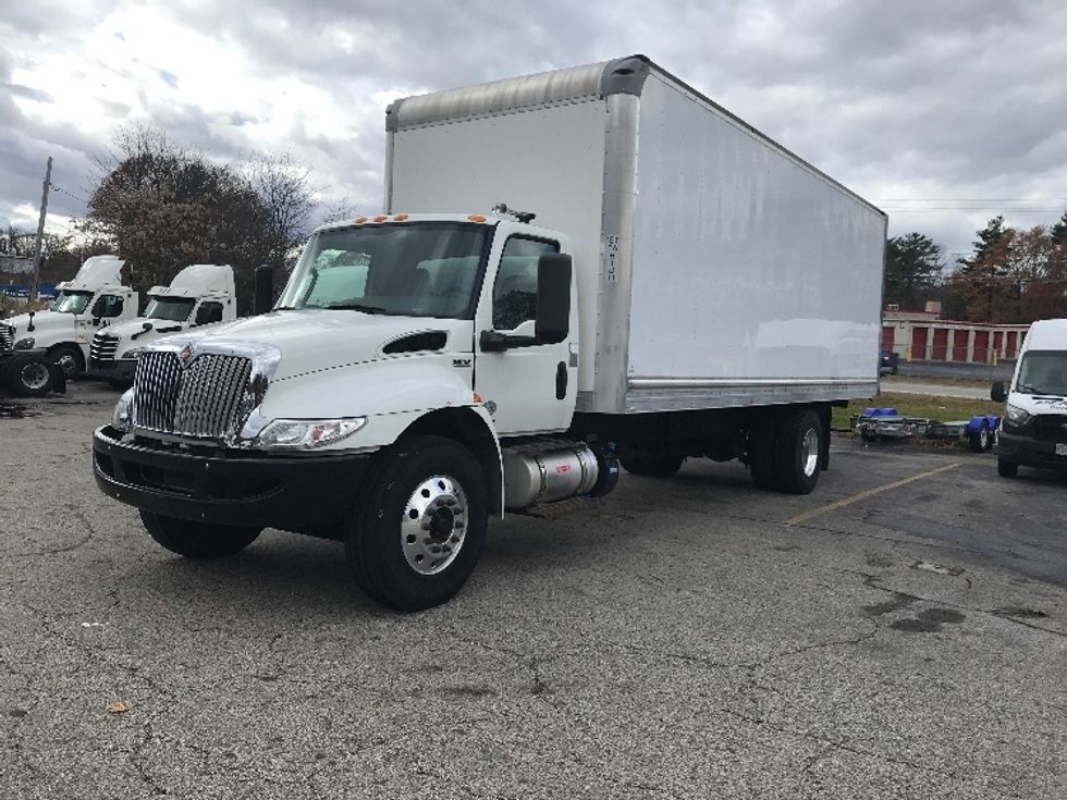 Medium Duty Box Truck-Light and Medium Duty Trucks-International-2020-MV607-Auburn-MA-22,073\n\t\tmiles-$ 55,750 - Image 3
