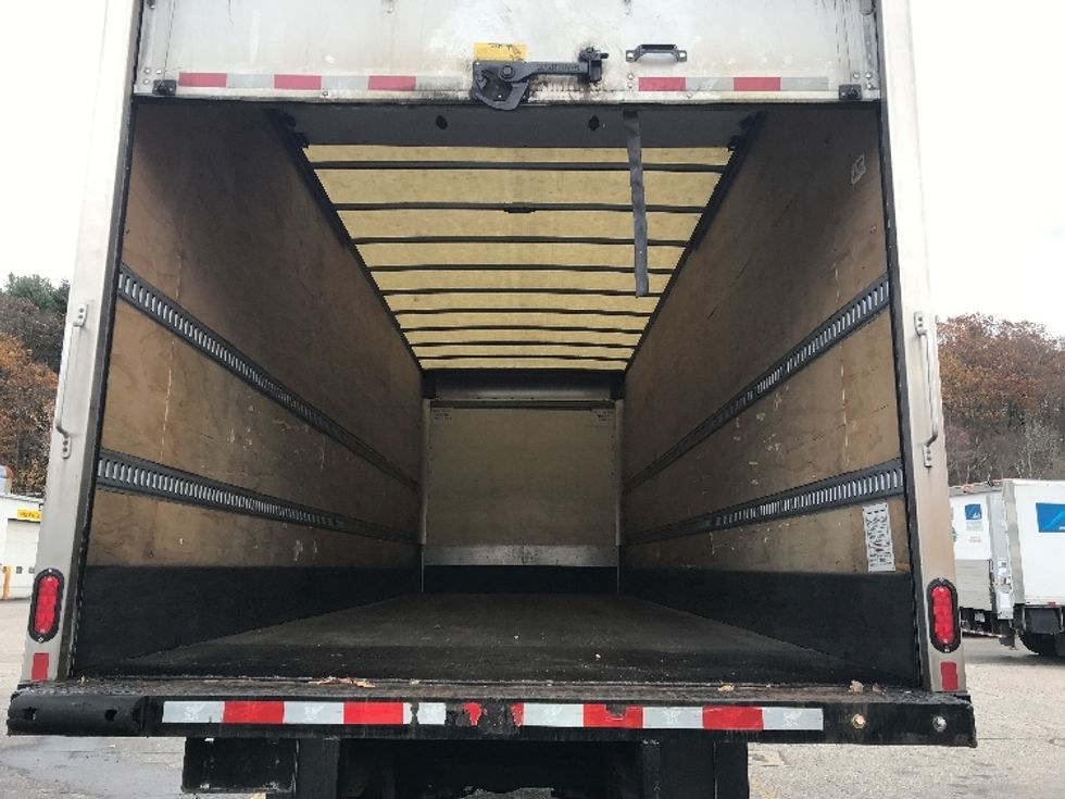 Medium Duty Box Truck-Light and Medium Duty Trucks-International-2020-MV607-Auburn-MA-22,073\n\t\tmiles-$ 55,750 - Image 8