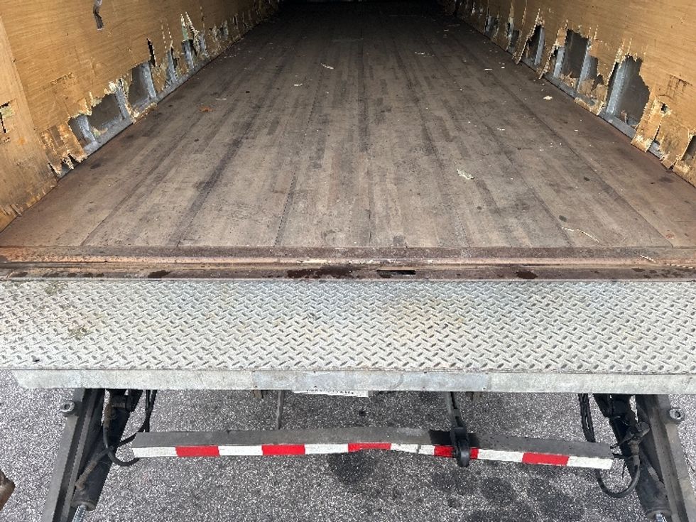 Medium Duty Box Truck-Light and Medium Duty Trucks-International-2020-MV607-Auburn-MA-245,302\n\t\tmiles-$ 29,000 - Image 10