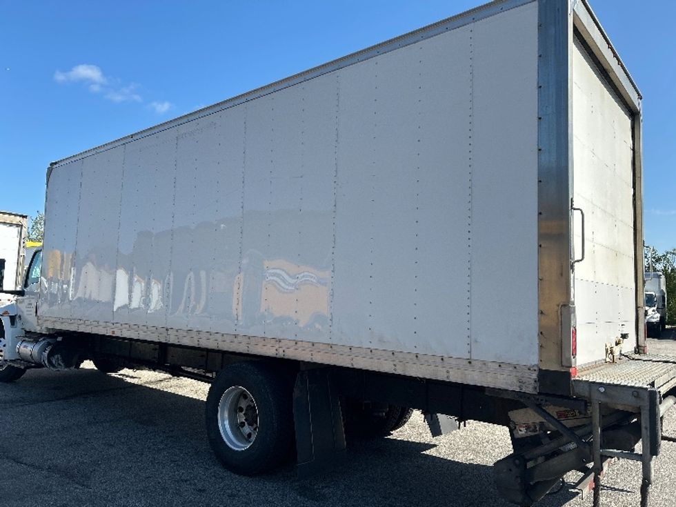 Medium Duty Box Truck-Light and Medium Duty Trucks-International-2020-MV607-Auburn-MA-245,302\n\t\tmiles-$ 29,000 - Image 6