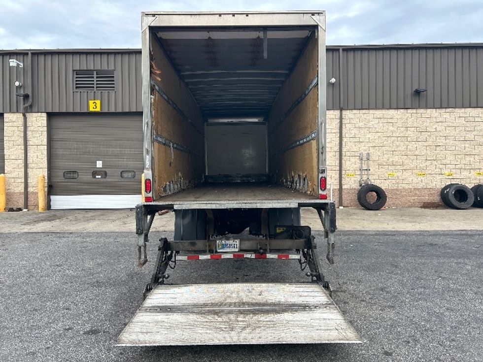 Medium Duty Box Truck-Light and Medium Duty Trucks-International-2020-MV607-Auburn-MA-245,302\n\t\tmiles-$ 29,000 - Image 9