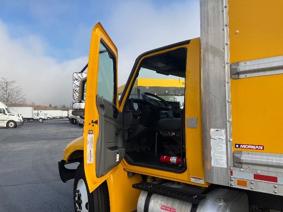 Medium Duty Box Truck-Light and Medium Duty Trucks-International-2020-MV607-Augusta-GA-173,871\n\t\tmiles-$ 33,500 - Image 16