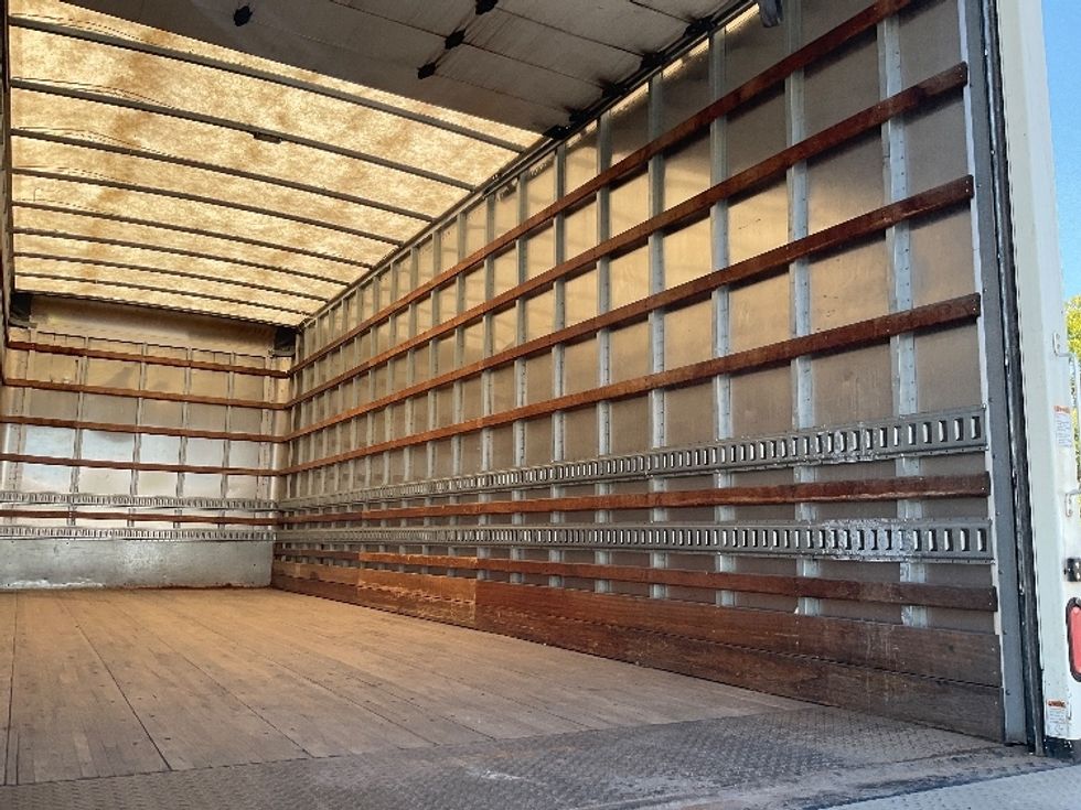 Medium Duty Box Truck-Light and Medium Duty Trucks-International-2020-MV607-Augusta-GA-200,546\n\t\tmiles-$ 43,750 - Image 12