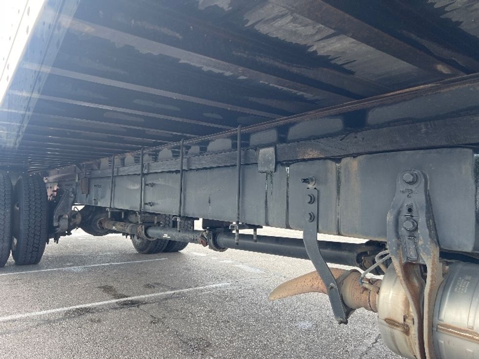 Medium Duty Box Truck-Light and Medium Duty Trucks-International-2020-MV607-Austin-TX-205,996\n\t\tmiles-$ 42,750 - Image 14