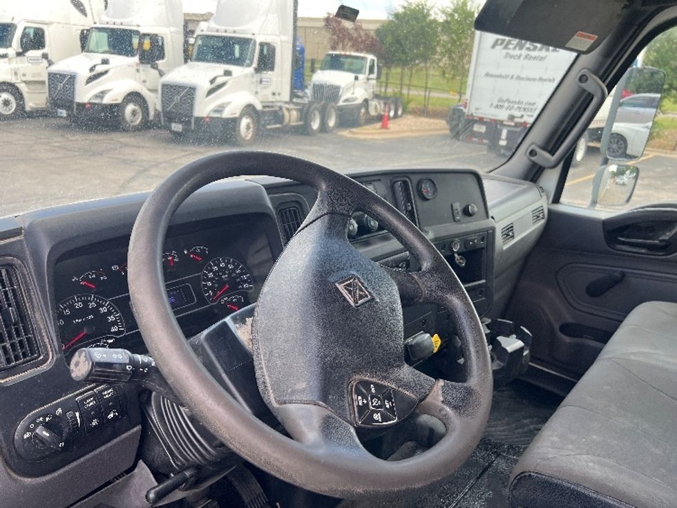 Medium Duty Box Truck-Light and Medium Duty Trucks-International-2020-MV607-Austin-TX-205,996\n\t\tmiles-$ 42,750 - Image 17