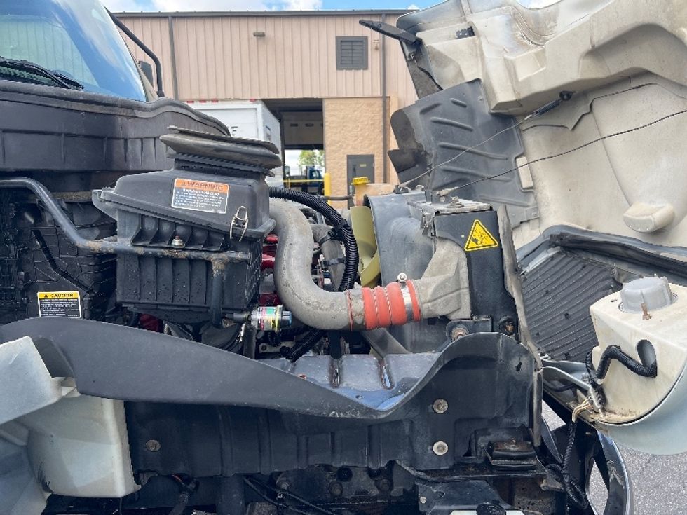 Medium Duty Box Truck-Light and Medium Duty Trucks-International-2020-MV607-Austin-TX-205,996\n\t\tmiles-$ 42,750 - Image 23