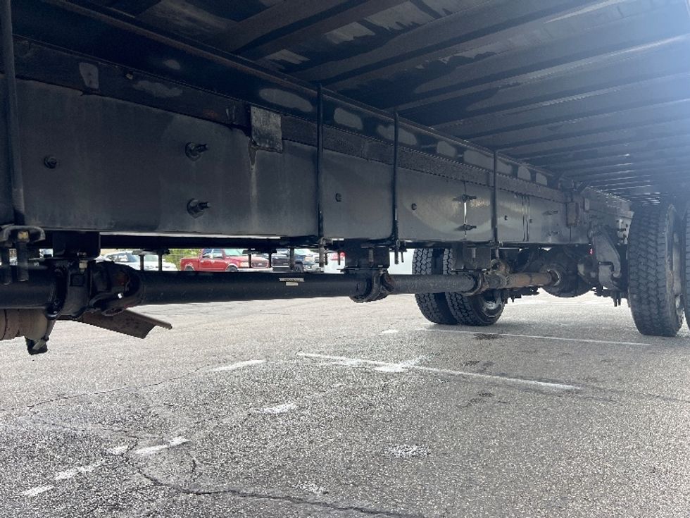 Medium Duty Box Truck-Light and Medium Duty Trucks-International-2020-MV607-Austin-TX-205,996\n\t\tmiles-$ 42,750 - Image 5