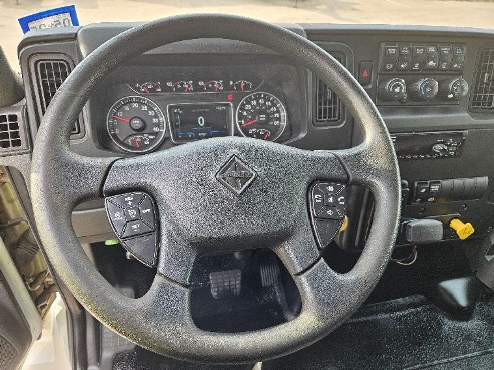 Medium Duty Box Truck-Light and Medium Duty Trucks-International-2020-MV607-Austin-TX-80,000\n\t\tmiles-$ 64,250 - Image 18