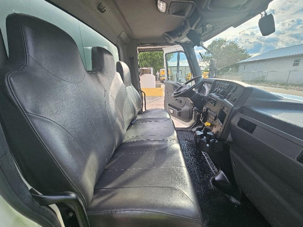Medium Duty Box Truck-Light and Medium Duty Trucks-International-2020-MV607-Austin-TX-80,000\n\t\tmiles-$ 64,250 - Image 22