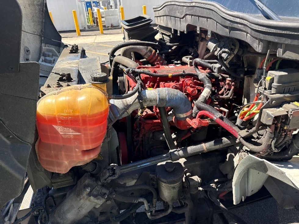 Medium Duty Box Truck-Light and Medium Duty Trucks-International-2020-MV607-Baltimore-MD-139,230\n\t\tmiles-$ 58,000 - Image 24
