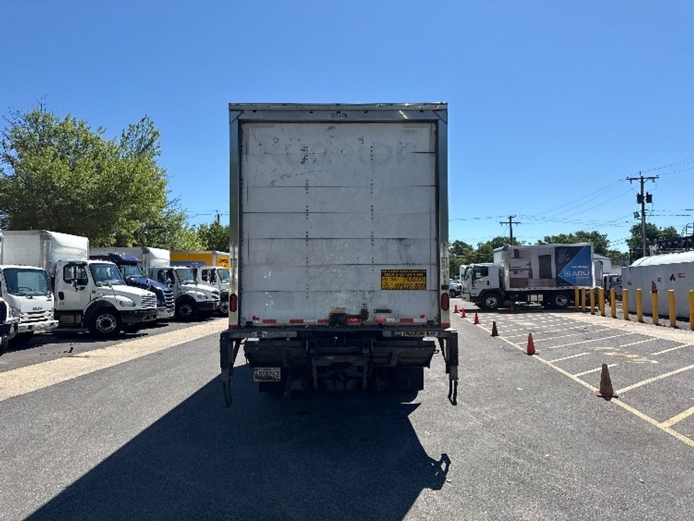 Medium Duty Box Truck-Light and Medium Duty Trucks-International-2020-MV607-Baltimore-MD-139,230\n\t\tmiles-$ 58,000 - Image 7