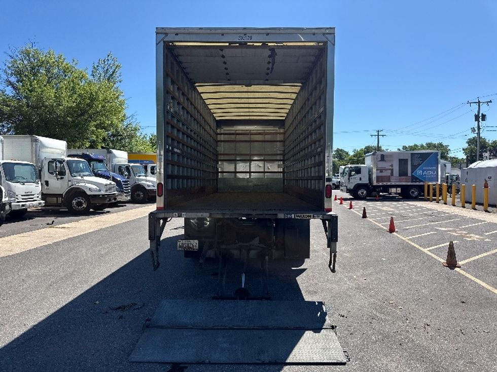 Medium Duty Box Truck-Light and Medium Duty Trucks-International-2020-MV607-Baltimore-MD-139,230\n\t\tmiles-$ 58,000 - Image 8