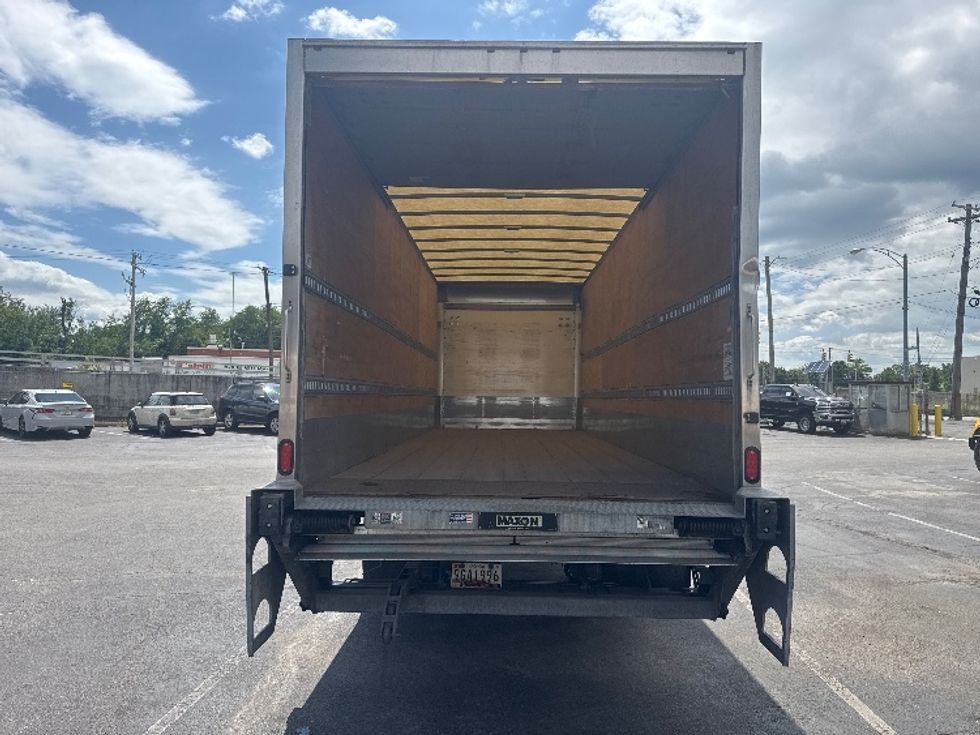 Medium Duty Box Truck-Light and Medium Duty Trucks-International-2020-MV607-Baltimore-MD-318,675\n\t\tmiles-$ 26,250 - Image 8