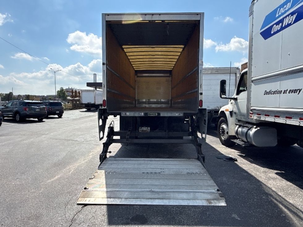 Medium Duty Box Truck-Light and Medium Duty Trucks-International-2020-MV607-Baltimore-MD-318,675\n\t\tmiles-$ 26,250 - Image 9