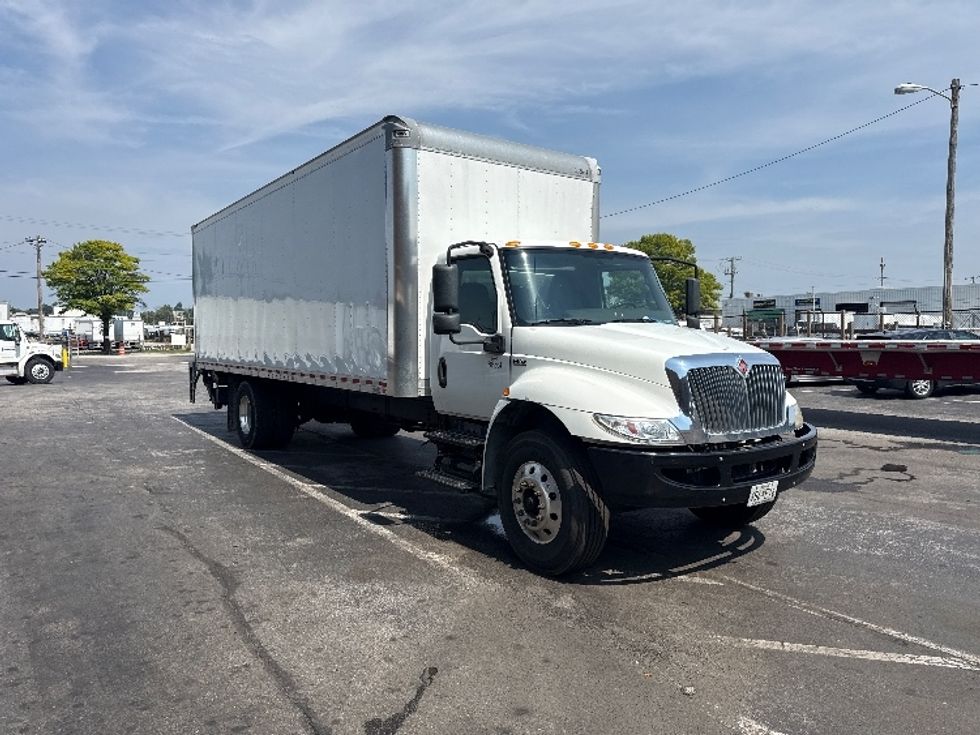 Medium Duty Box Truck-Light and Medium Duty Trucks-International-2020-MV607-Baltimore-MD-74,029\n\t\tmiles-$ 64,000 - Image 1