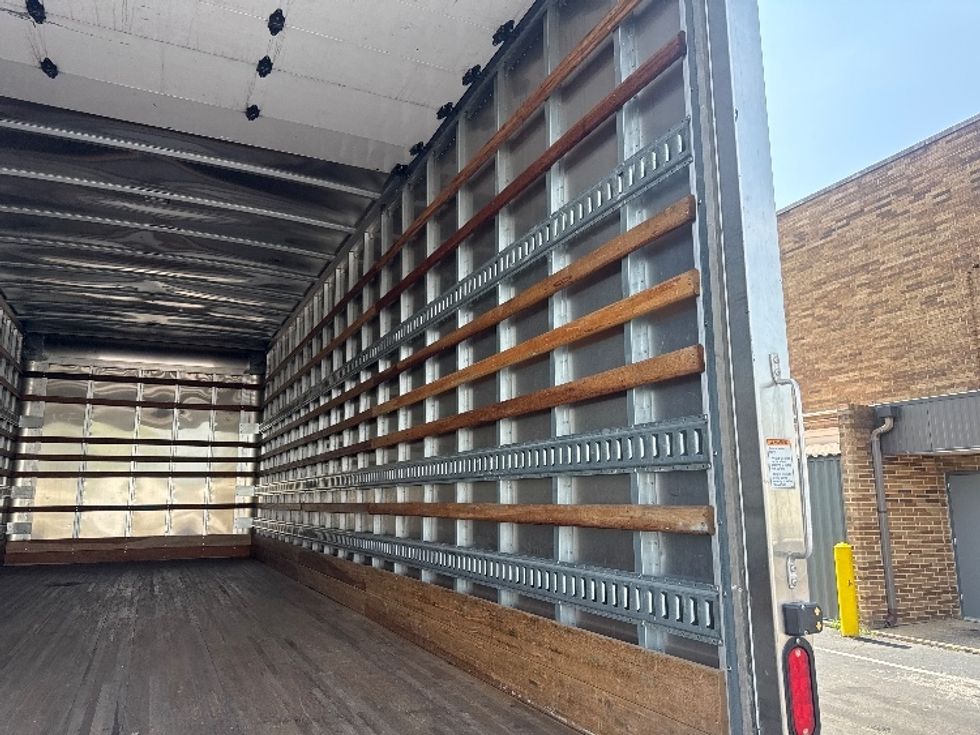 Medium Duty Box Truck-Light and Medium Duty Trucks-International-2020-MV607-Baltimore-MD-74,029\n\t\tmiles-$ 64,000 - Image 12