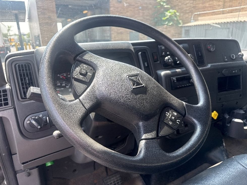 Medium Duty Box Truck-Light and Medium Duty Trucks-International-2020-MV607-Baltimore-MD-74,029\n\t\tmiles-$ 64,000 - Image 17