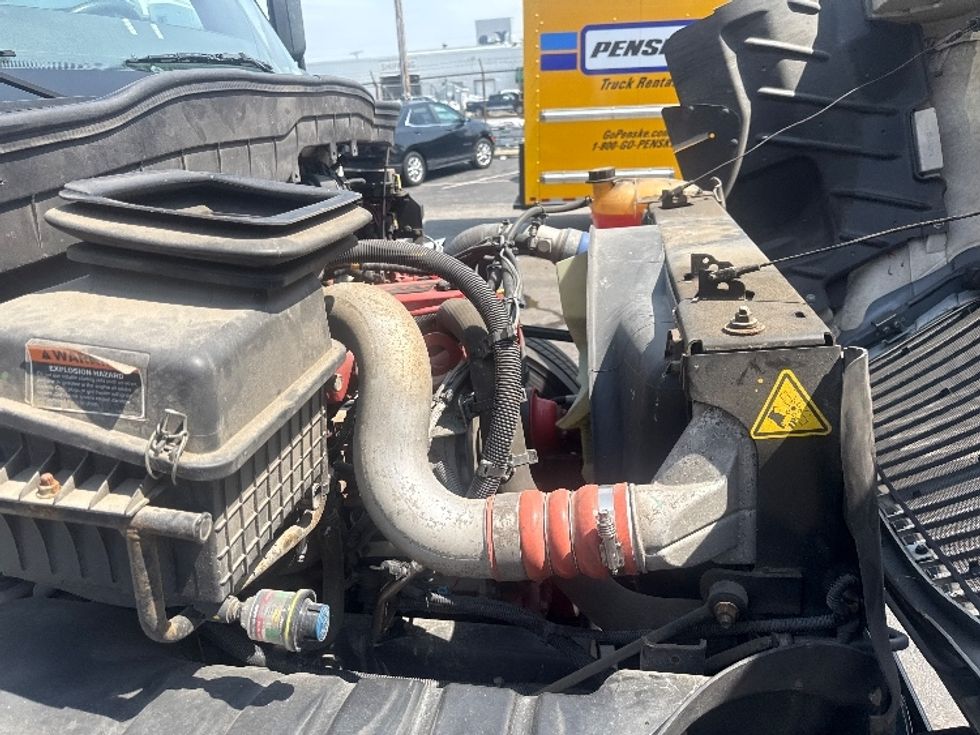 Medium Duty Box Truck-Light and Medium Duty Trucks-International-2020-MV607-Baltimore-MD-74,029\n\t\tmiles-$ 64,000 - Image 23