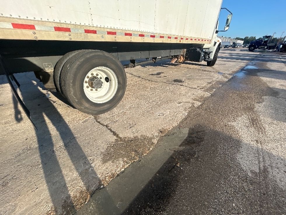 Medium Duty Box Truck-Light and Medium Duty Trucks-International-2020-MV607-Beaumont-TX-264,816\n\t\tmiles-$ 38,000 - Image 14